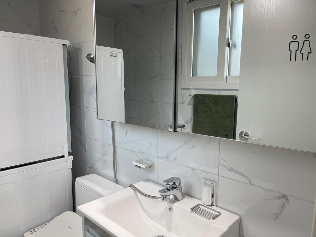 Greensol Stay#cozy House #seoul# Teras #3 Rooms# 2bathrooms Apartment